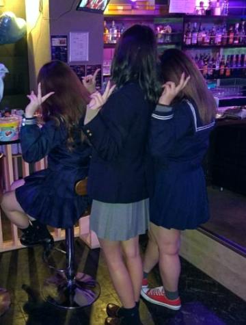 �K�[���Y�o�[�̓X��